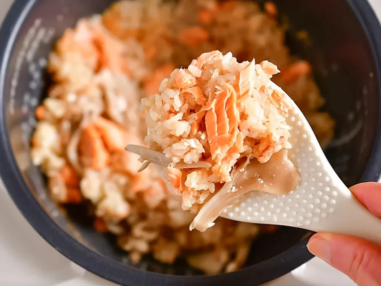 炊き込みご飯を混ぜた後の写真（撮影：小泉明代）