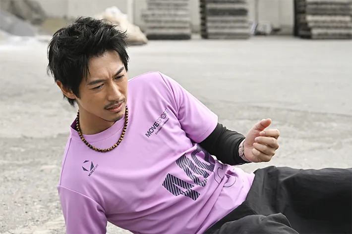 『ちょっとだけエスパー』に出演するディーン・フジオカさんが写る場面写真