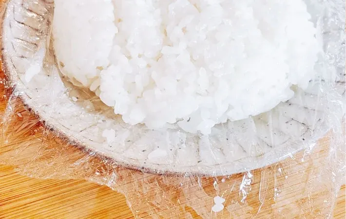 解凍したご飯の写真（撮影：キジカク）