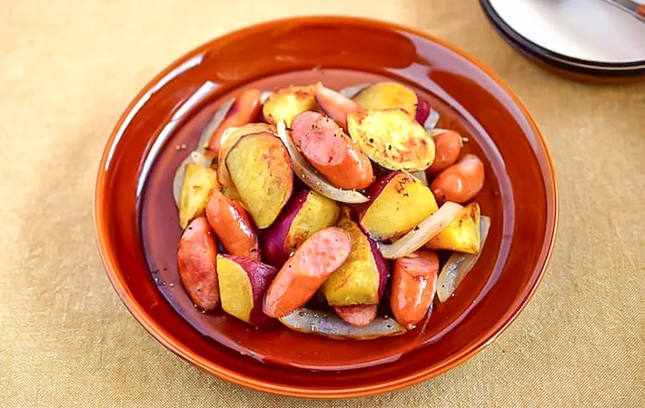 『サツマイモのジャーマンポテト風』の完成写真（撮影：小泉明代）