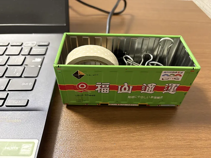 セリアのミニチュアの画像（撮影：grape編集部）