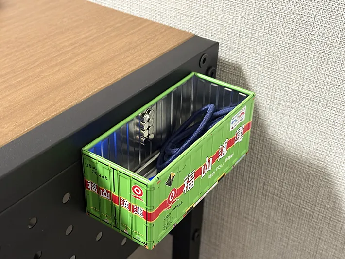 セリアのミニチュアの画像（撮影：grape編集部）