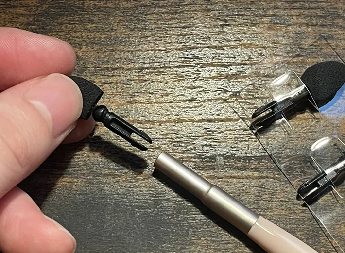 『ACアイシャドウチップ（アタッチメント付）』の写真（撮影：grape編集部）