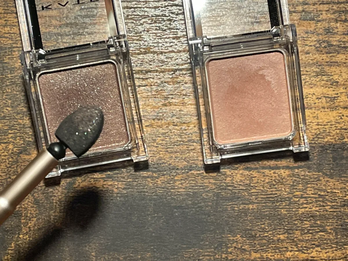 『ACアイシャドウチップ(アタッチメント付)』の写真(撮影:grape編集部)