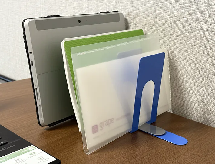 ブックエンドの活用法の画像（撮影：grape編集部）