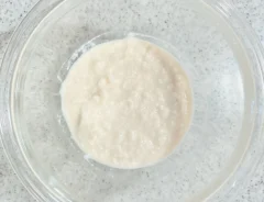 豆腐と片栗粉（撮影：grape編集部）