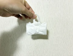 ビニール袋のかわいいたたみ方（撮影：grape編集部）