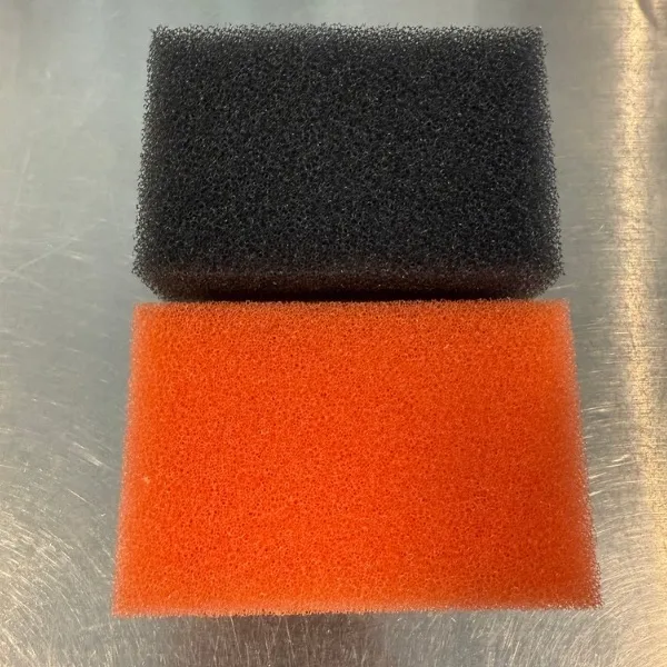 膨らんだスポンジの写真（撮影：grape編集部）