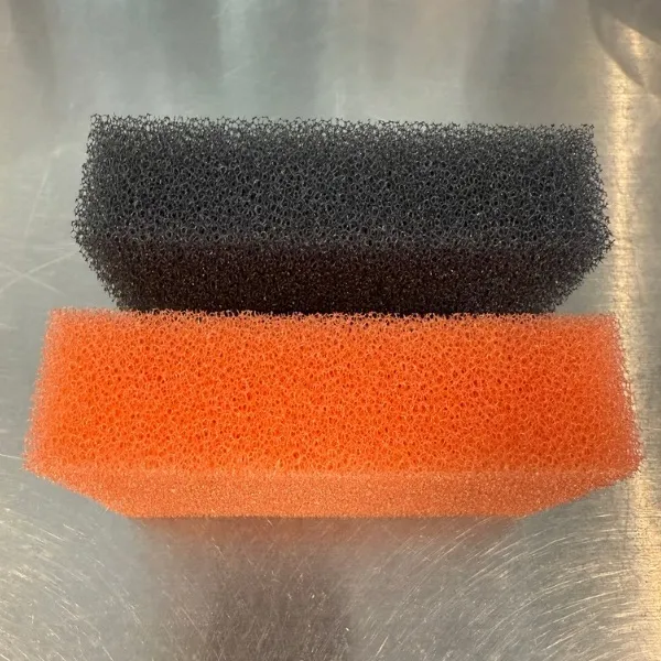 4cm程度の厚みのスポンジの写真（撮影：grape編集部）