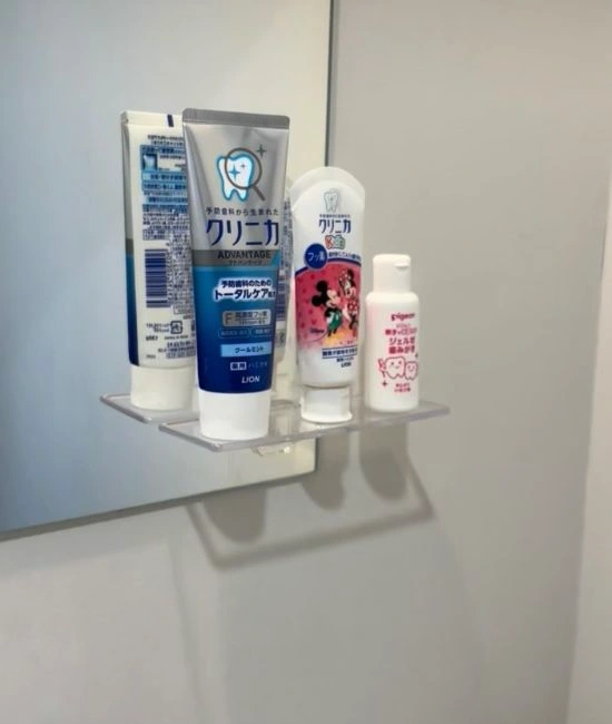 歯磨き粉収納に使う様子