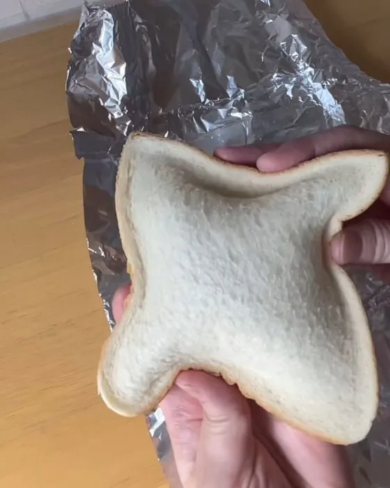 解凍された食パン