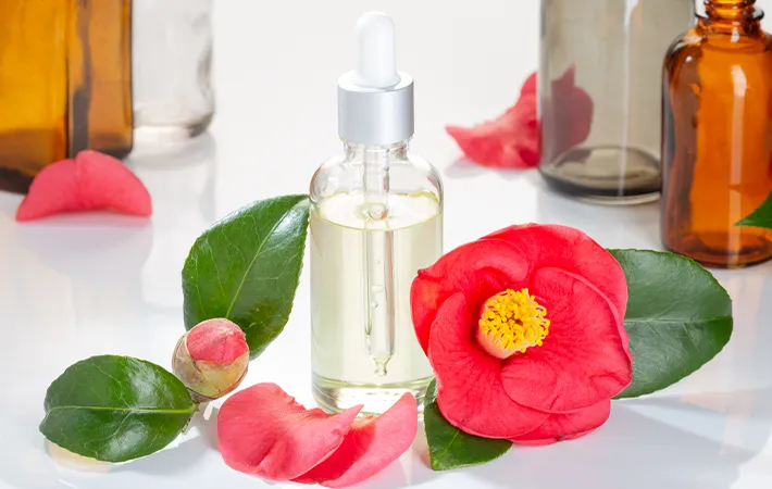 4．ヘアオイルとしても使える『椿油』