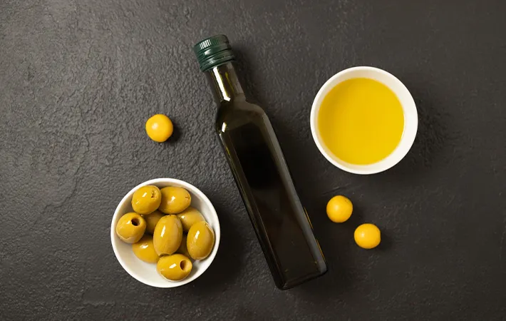 5．キッチンにあるもので済ませるなら『オリーブオイル』