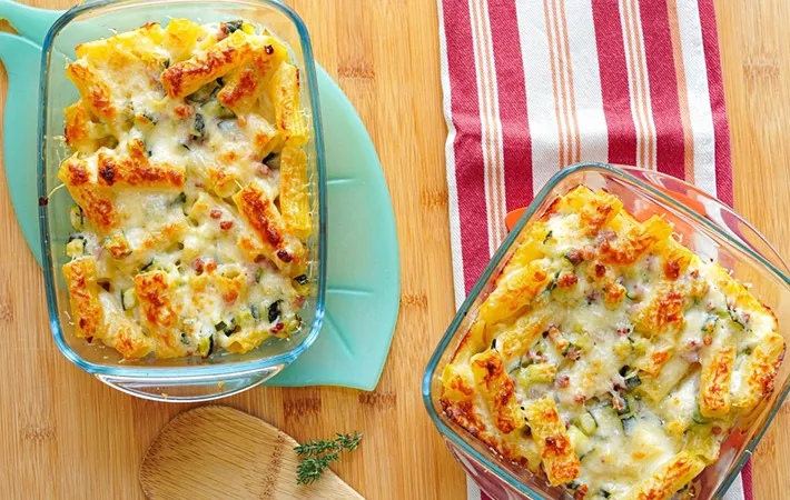 陶器やガラスの耐熱皿