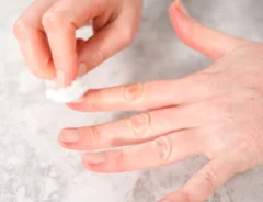 除光液がない時の代用品5選！落とし方と注意点を解説