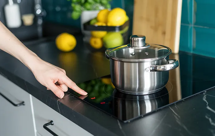 毎日加熱すれば保存期間を延ばせるって本当？