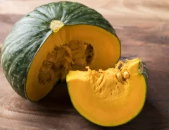 カボチャを冷凍するとまずくなる原因は？おいしく保存するコツや解凍方法を解説