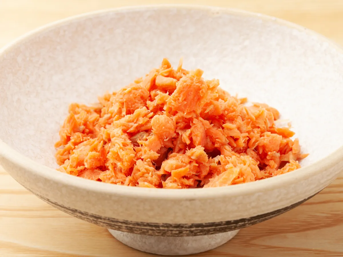 開封後の鮭フレーク、どう保存する？保存期間の目安や3つの注意点も解説