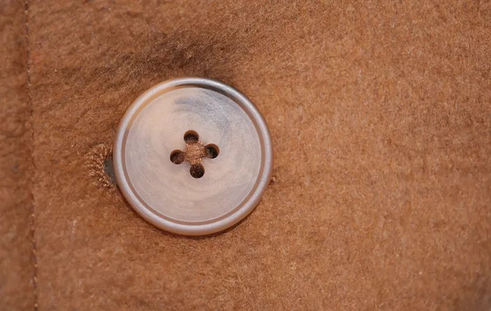 3．ボタンと小皿