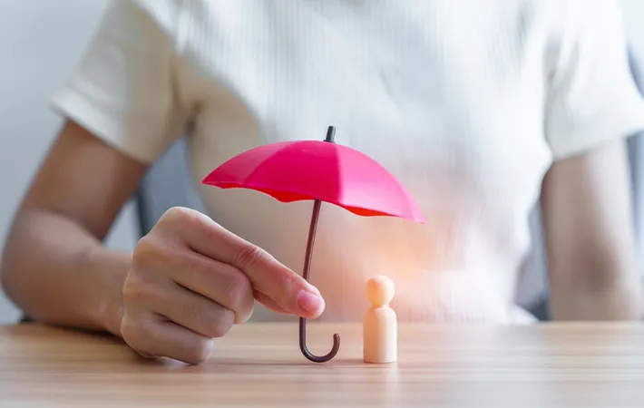 NPO法人や駅、学校、会社に寄付する