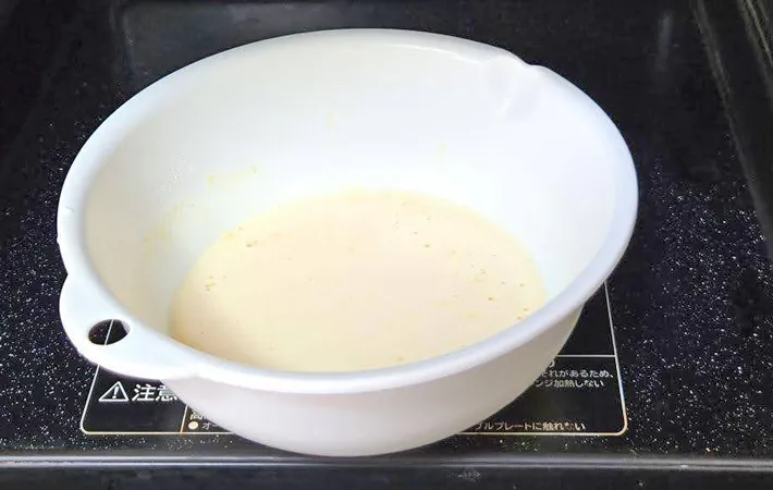 『ホットケーキミックスでシュークリーム』を作る写真（撮影：キジカク）