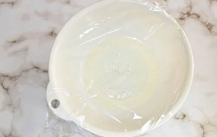 『ホットケーキミックスでシュークリーム』を作る写真（撮影：キジカク）