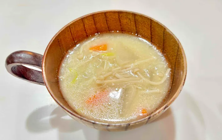 『中華風味噌汁』の完成写真（撮影：エニママ）