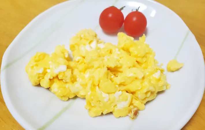 『スクランブルエッグ　スイートコーン風味』の完成写真（撮影：エニママ）