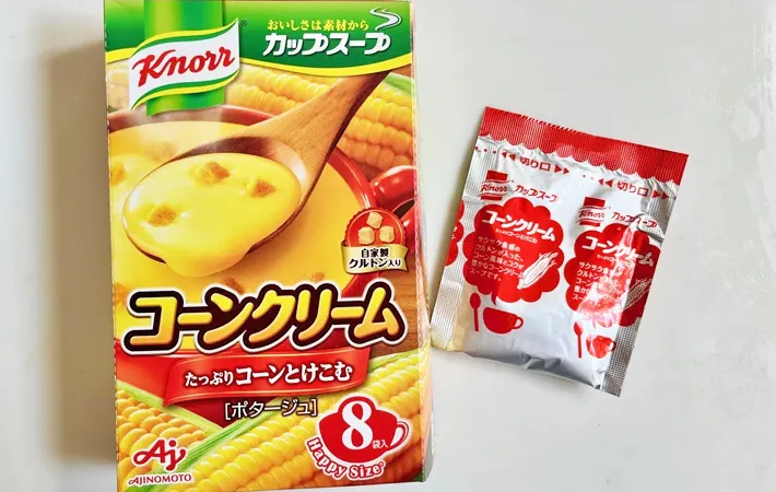 『粉末コーンスープの簡単リゾット』の材料写真（撮影：エニママ）