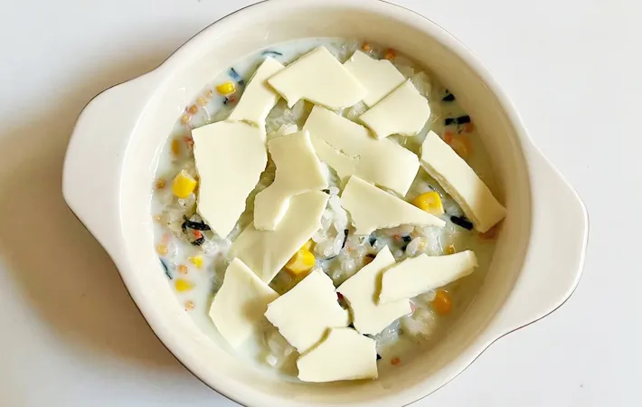 『お茶づけドリア』を作る写真（撮影：エニママ）