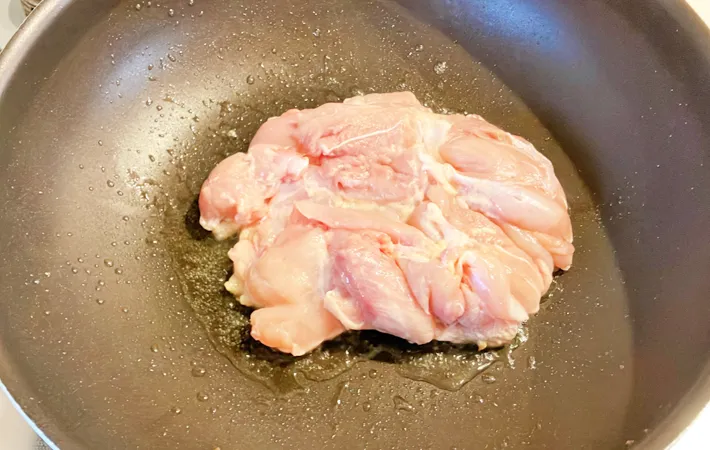 『黄金鶏照り』を作る写真（撮影：エニママ）