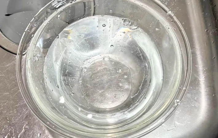 『卵を短時間で常温に戻す方法』の写真（撮影：キジカク）