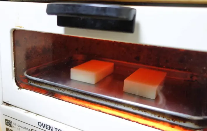 『チョコ＆バナナのもちスイーツ』を作る写真（撮影：エニママ）