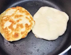 『チーズクルチャ』を作る写真（撮影：キジカク）