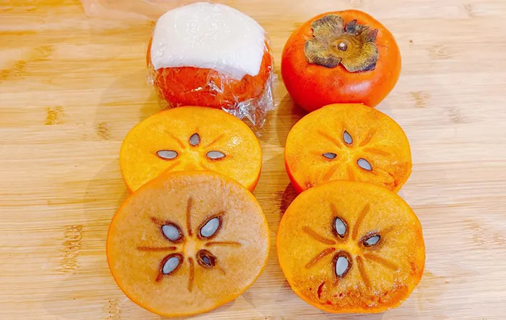 柿を切った写真（撮影：キジカク）