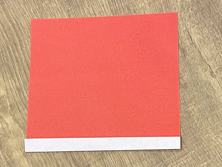 折り紙を折る写真（撮影：grape編集部）