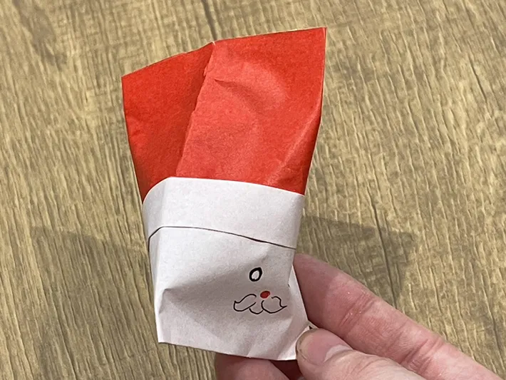 完成した『サンタの三角ボックス』の写真（撮影：grape編集部）