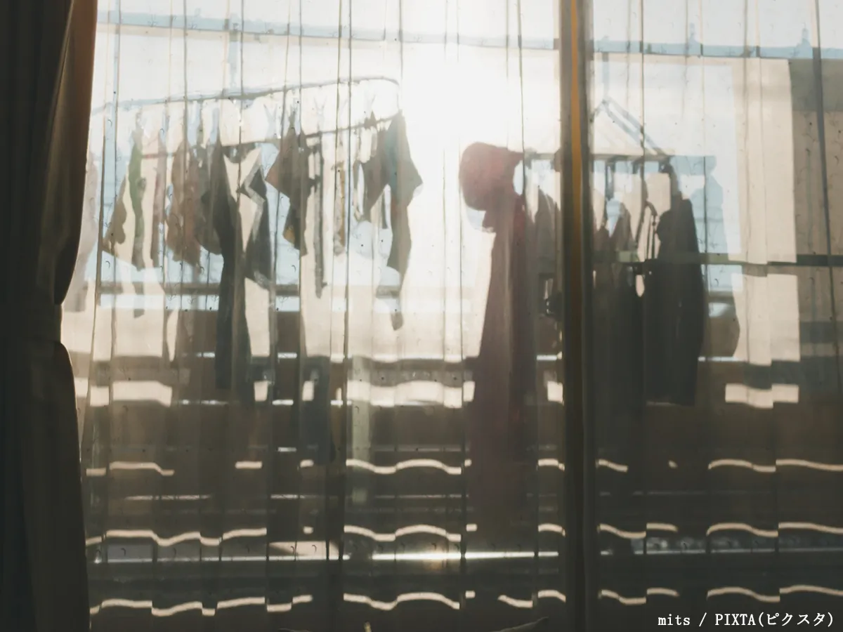 冬の洗濯物のイメージ写真