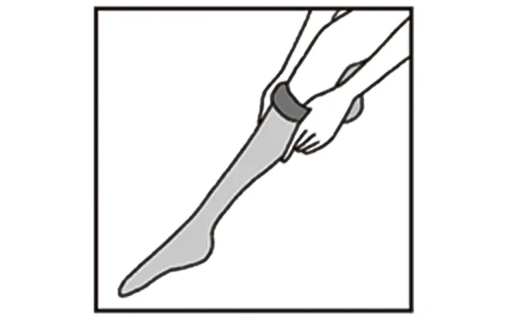 ストッキングのはき方の画像