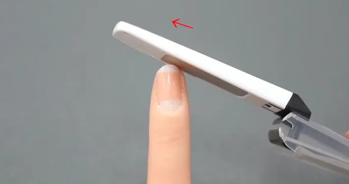 『テコ型』の爪切りの使い方の写真