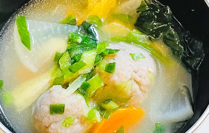 『そば団子入りけんちん汁』の写真（撮影：エニママ）
