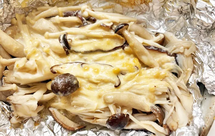 『きのこのホイル焼き』の完成写真（撮影：エニママ）
