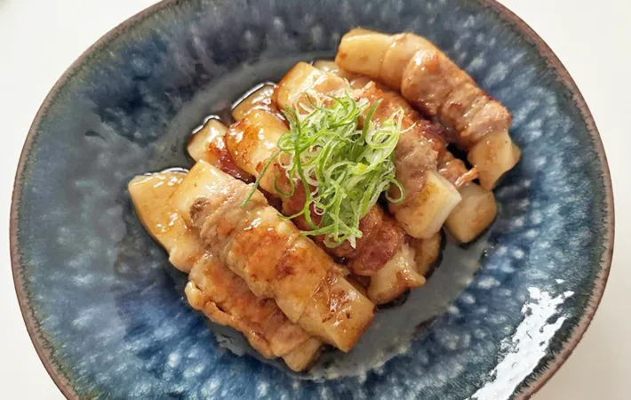 『餅の肉巻き』の完成写真（撮影：エニママ）