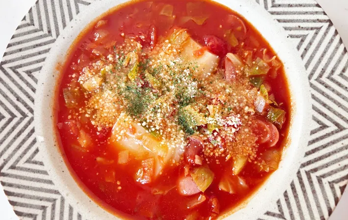 『ミネストローネ風雑煮』の完成写真（撮影：エニママ）