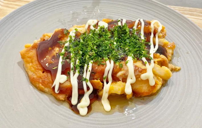 『餅のモダン焼き』の完成写真（撮影：エニママ）