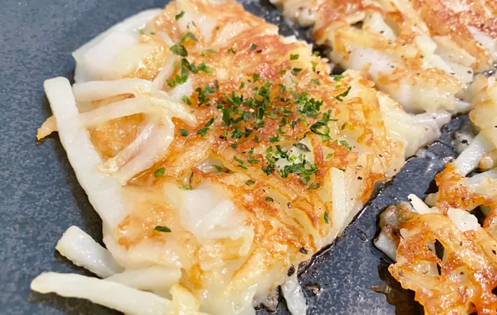 『餅とじゃがいものガレット』の完成写真（撮影：エニママ）