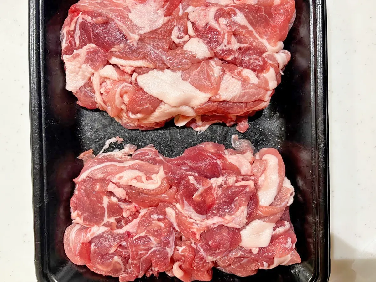 『パックごと作るとんかつ』を作る写真（撮影：エニママ）