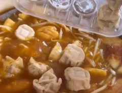 カレーおでん鍋の調理写真