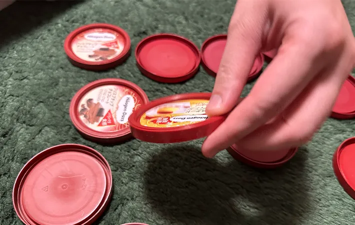 『ハーゲンダッツ』の蓋の画像（撮影：grape編集部）