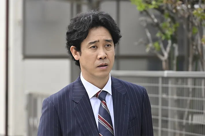 『ちょっとだけエスパー』に出演する大泉洋さんが写る場面写真